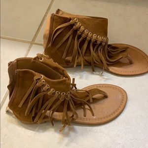 Cape Robbin fringed sandal